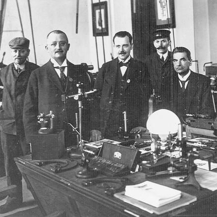 Ustanovitev oddelka družbe ZEISS »Fine Measurement Department«