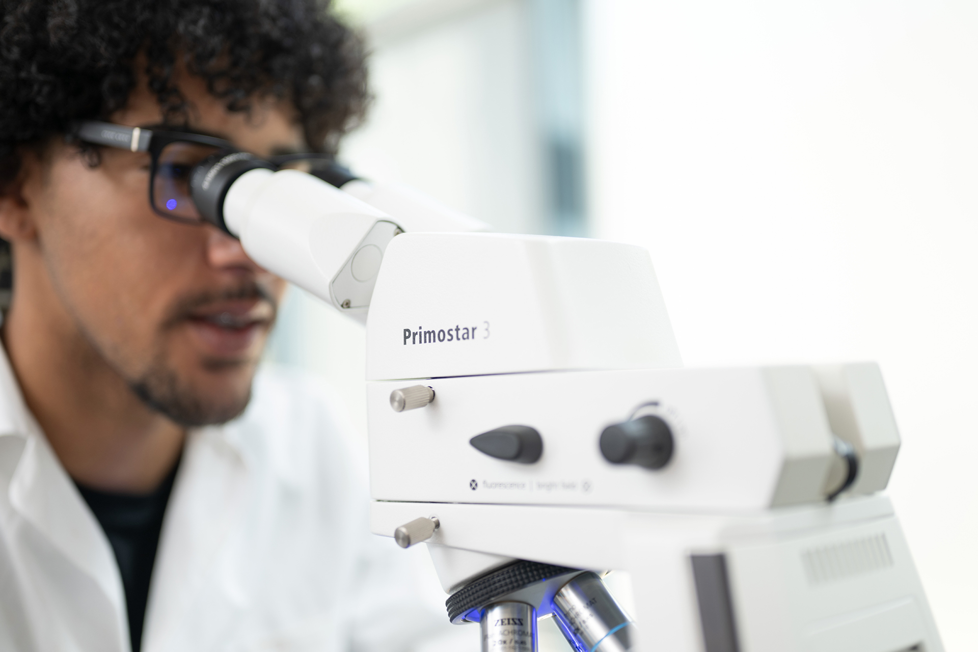 Research Microscopy Solutions Slovenija